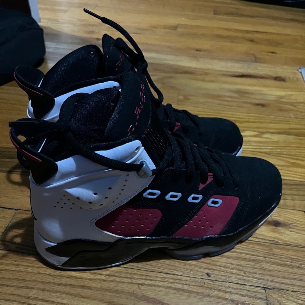 Men Jordan's - Picture 4 of 9